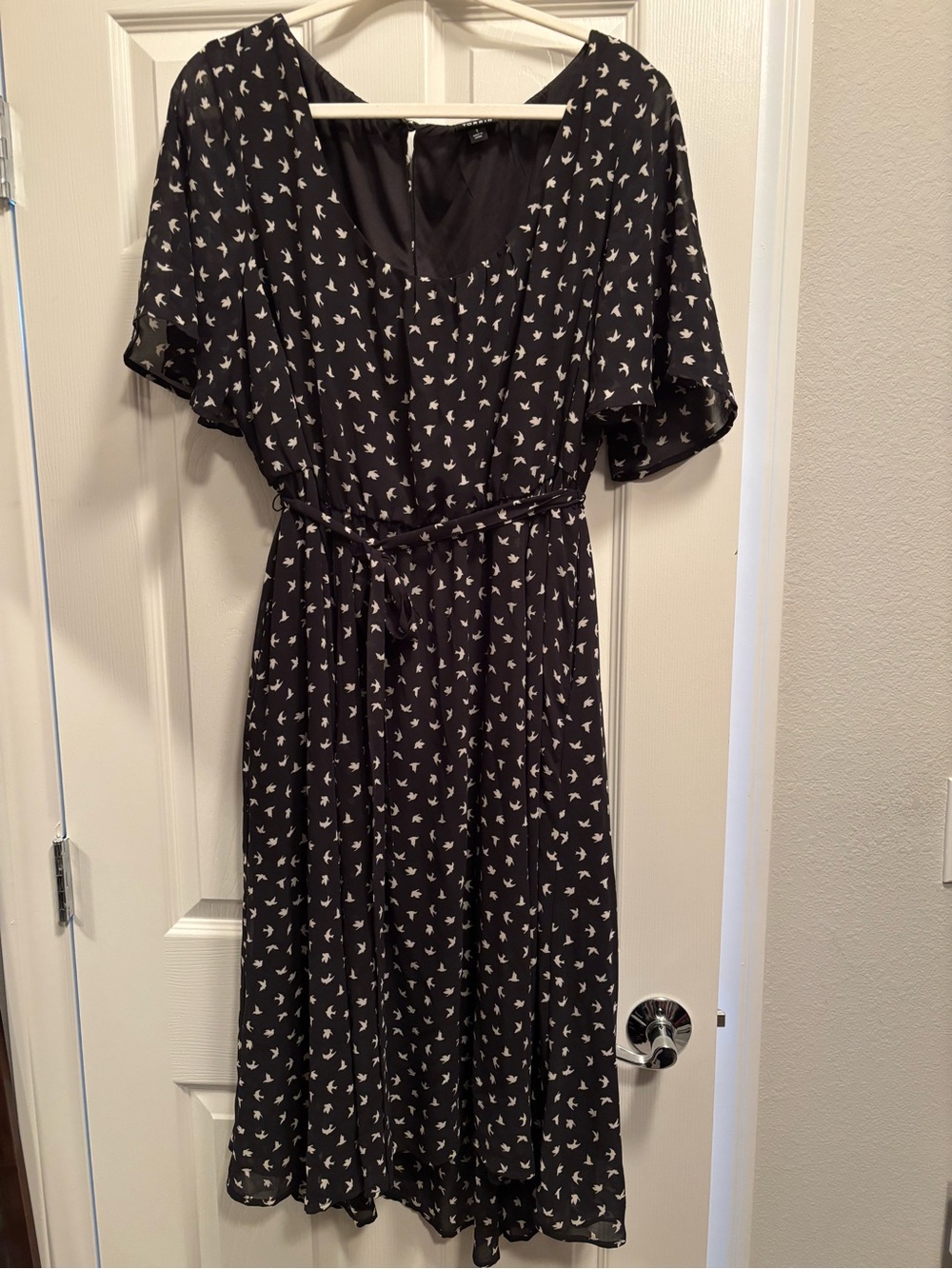 torrid Black Midi Dress with White Bird Print and Tie Waist Belt
